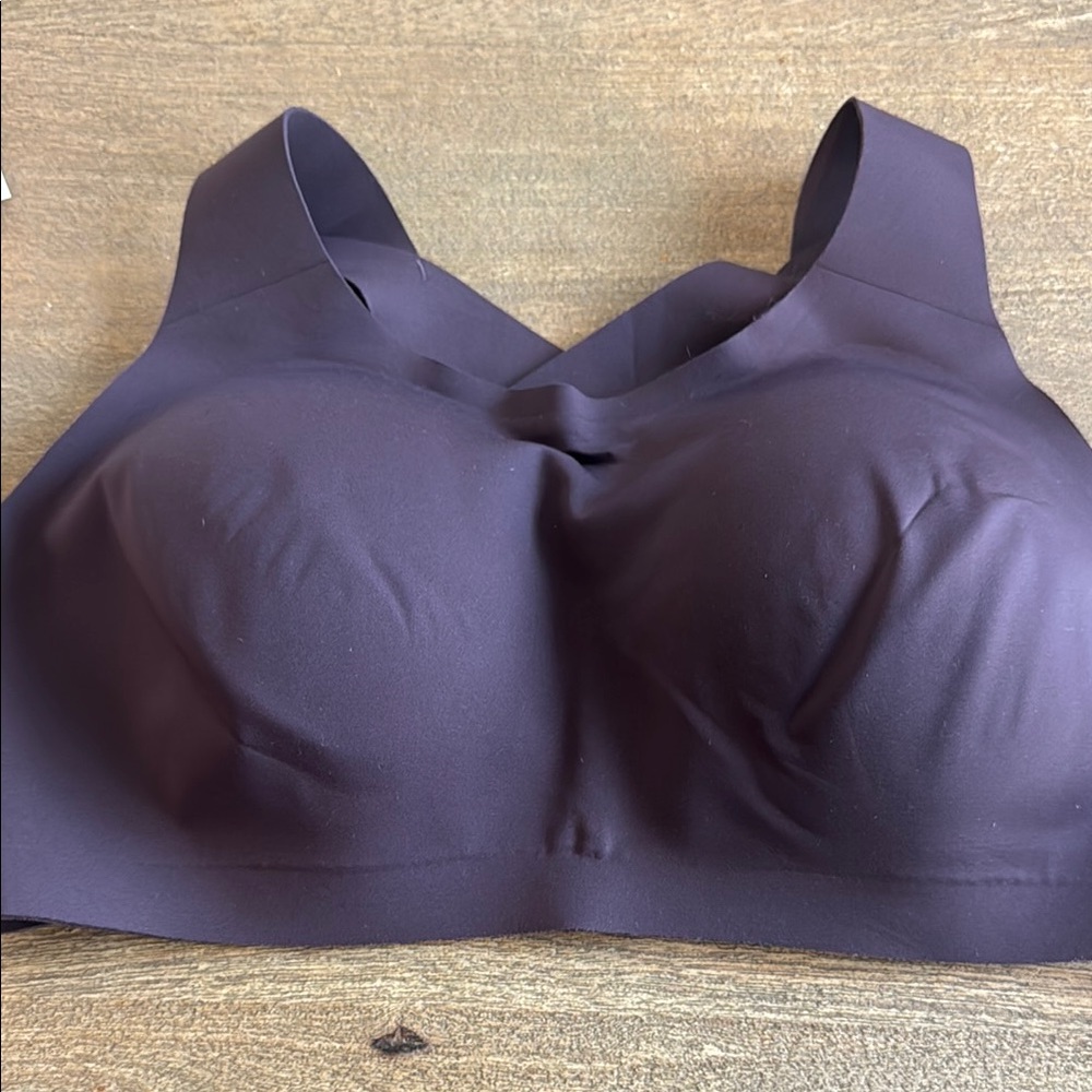 Lululemon Seamless Black Women's sport bra